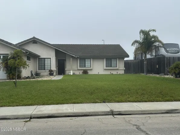 1209 Country Hill Rd, Santa Maria, CA 93455