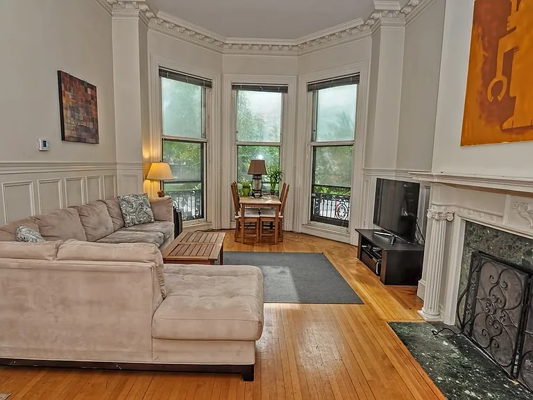 327 Commonwealth Ave #1 — Photo 4