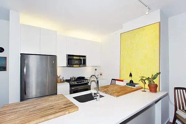 Rented by Corcoran | media 15