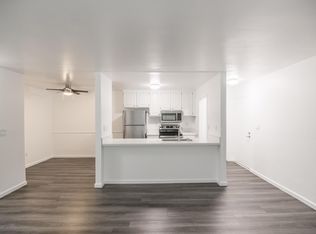 6535 Haskell Ave #112, Van Nuys, CA 91406
