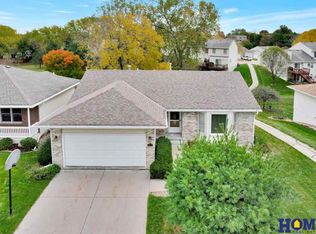 6212 Baxter Pl, Lincoln, NE 68516