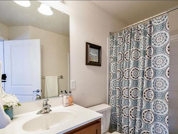 Bathroom 2