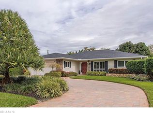 2620 10th St N, Naples, FL 34103