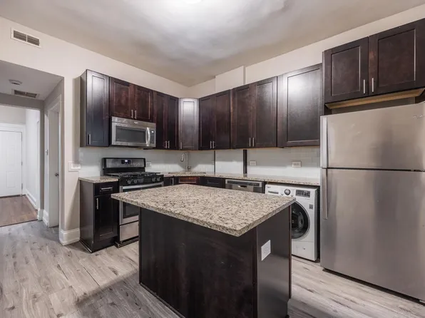 909 N Leavitt St #2, Chicago, IL 60622