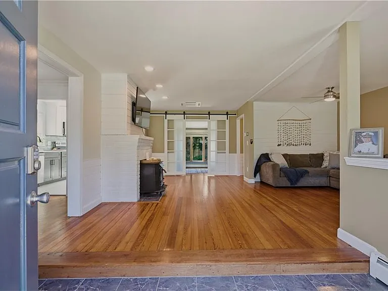 54 Canton Ave — Photo 3