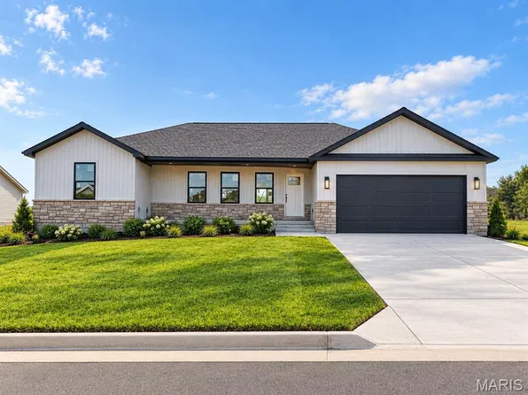 816 Barclay Dr, Farmington, MO 63640