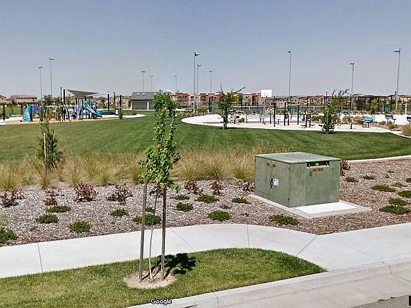 4th image of 3081 Village Park Dr