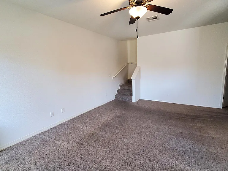 14604 Christian Castle Ave — Photo 11