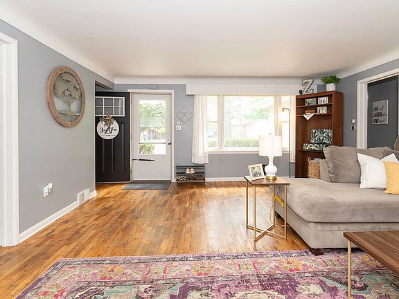 5th image of 329 N Kendall Ave