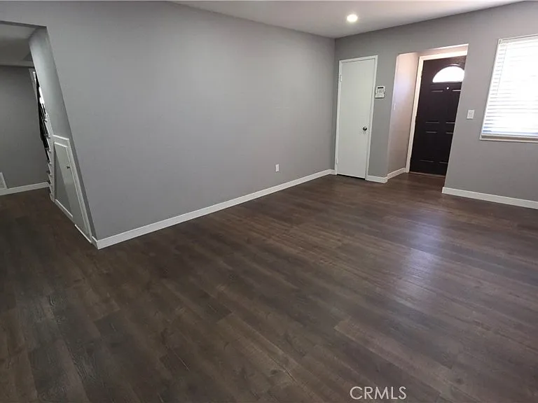 9840 Amsdell Ave — Photo 13
