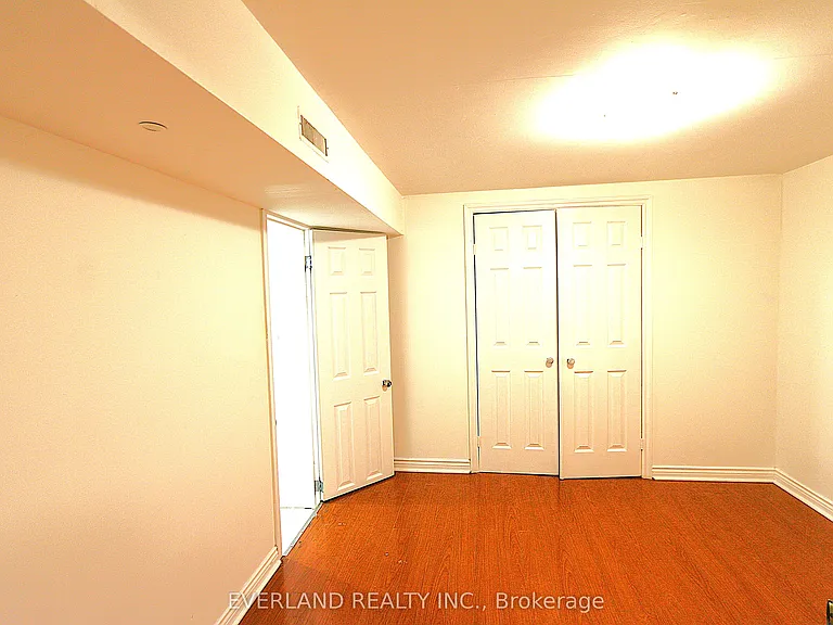 47 Jimston Dr — Photo 11