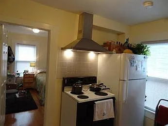25 Andrew St #2R