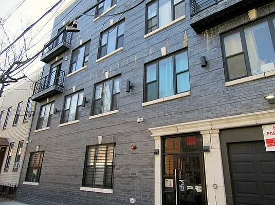 Rented by Brooklyn Group | media 28