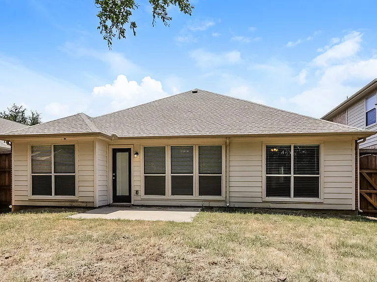 1721 Duck Cove Dr — Photo 16