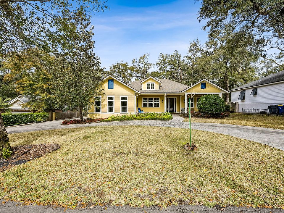 1st image of 2117 Alachua St