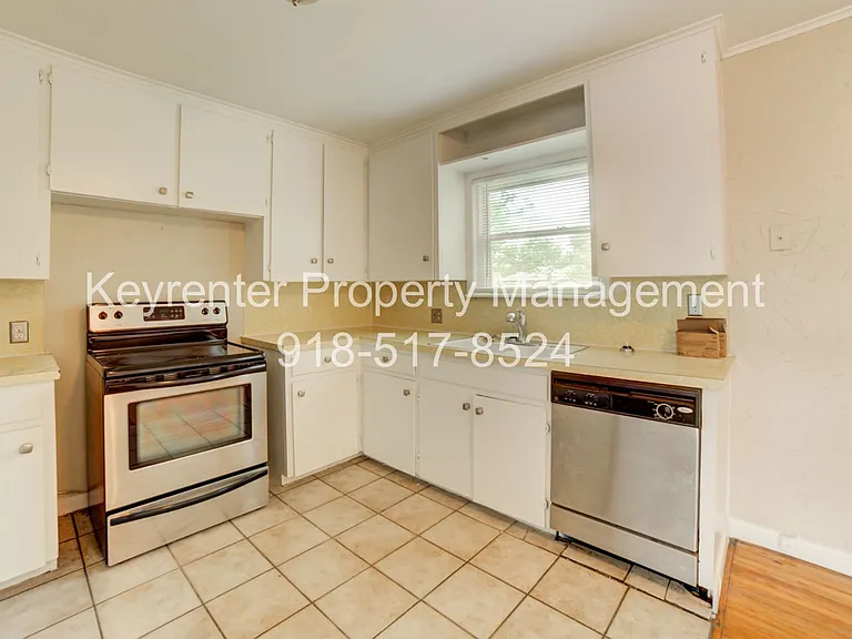 476 S 79th East Ave — Photo 10