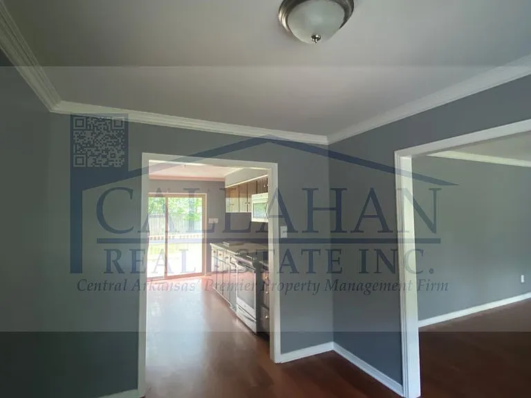 2811 Fox Glenn St — Photo 5