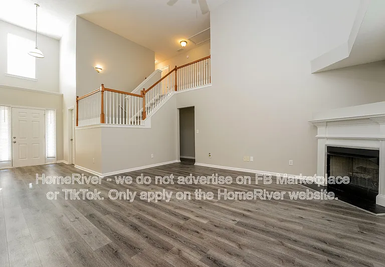 4723 Beau Point Ct — Photo 2