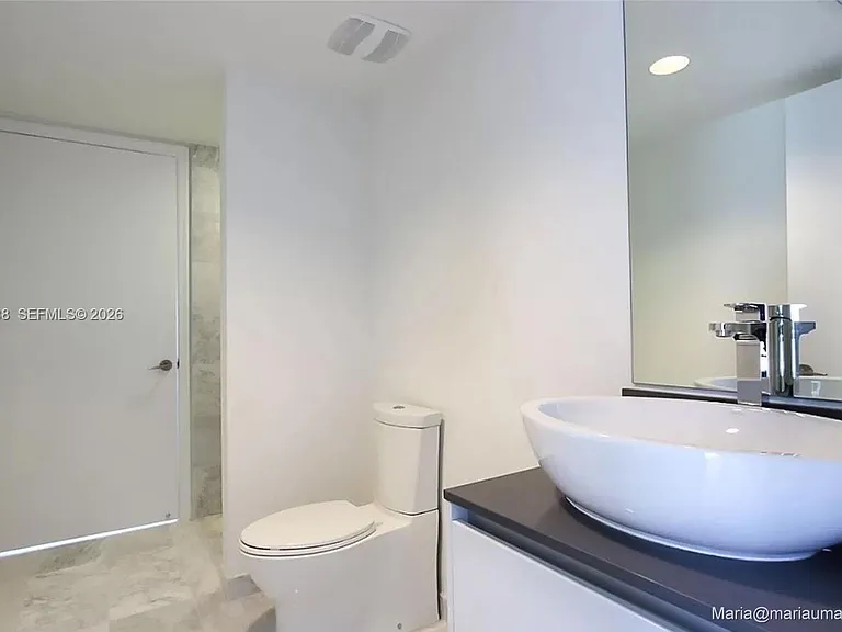 9821 E Bay Harbor Dr #706 — Photo 15