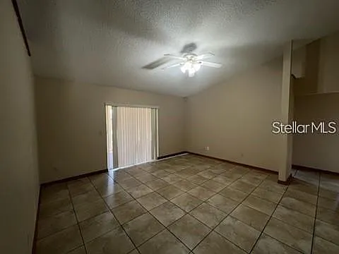 782 Americana Ct — Photo 2