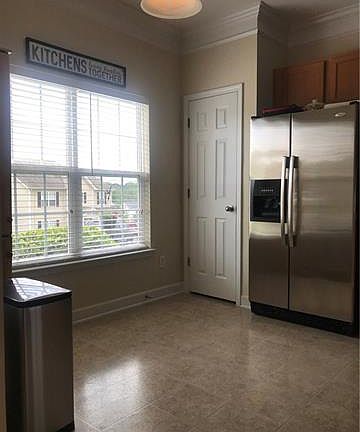 5th image of 924 Sundance Dr