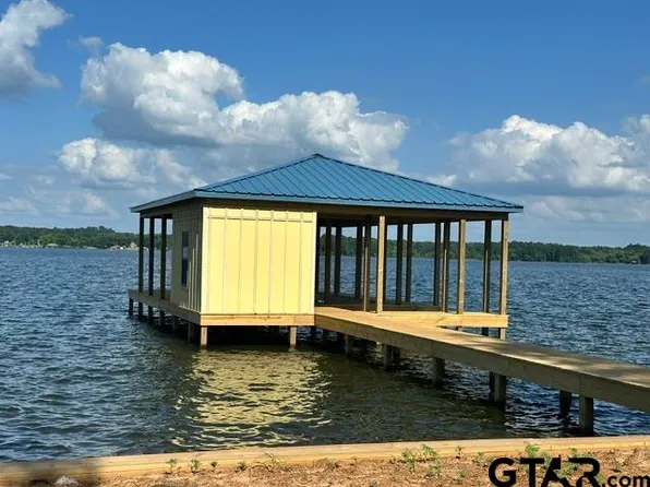 26 Oak St, Frankston, TX 75763