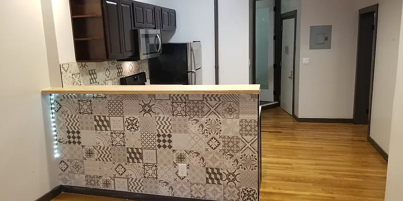 Rented by Premier One Realty LLC | media 24