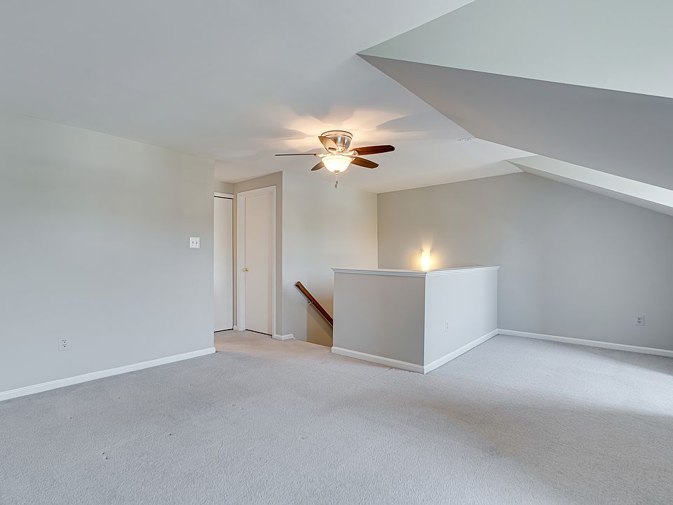 1st image of 14423 Gringsby Ct