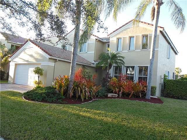 1st image of 555 Cascade Falls Dr