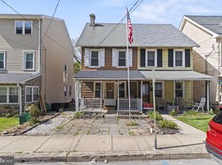 242 Moorehead Ave, W Cnshohocken, PA 19428