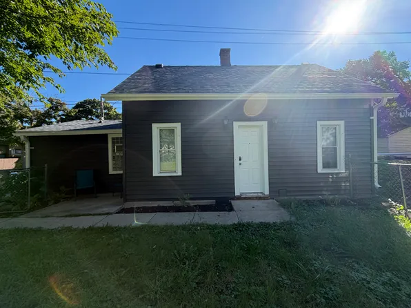 2878 N 58th St, Milwaukee, WI 53210