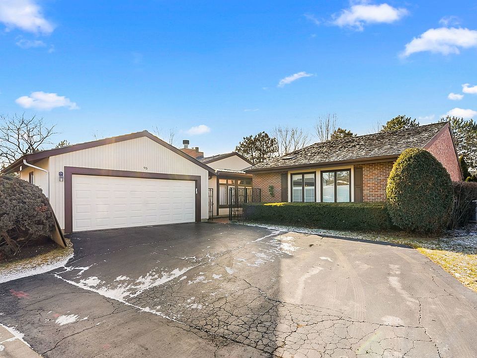 1st image of 95 Briarwood Cir