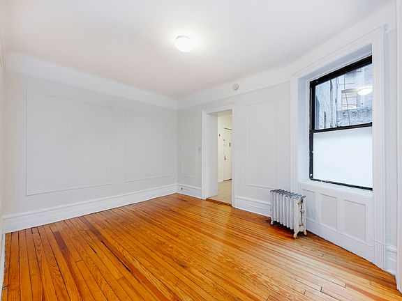 2nd image of 411 W 44th St #1A