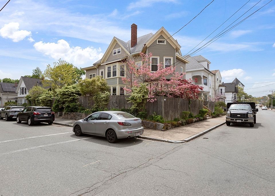 1st image of 60 Market St