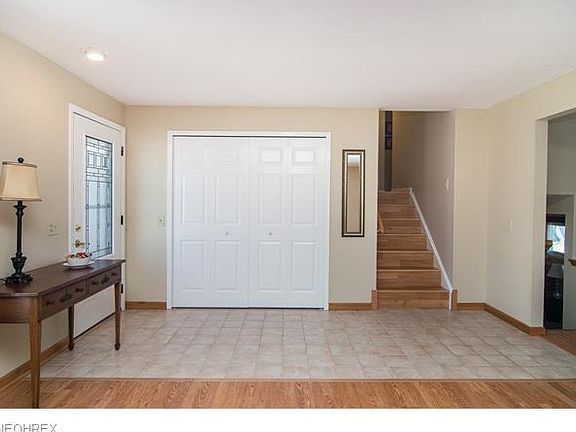 4th image of 16064 Walnut Creek Dr