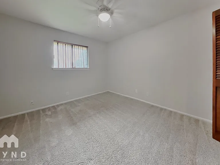 15710 Fern Ridge St — Photo 19