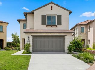 309 Paradiso, Irvine, CA 92602