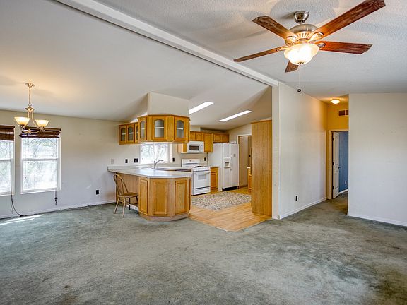 4th image of 8255 Mallard Way