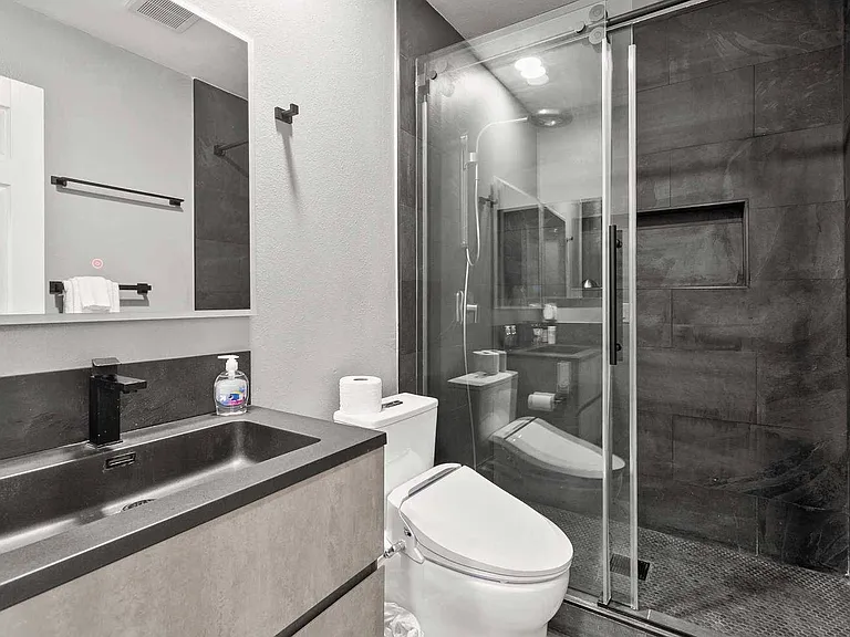 917 S Easthills Dr #917 — Photo 23