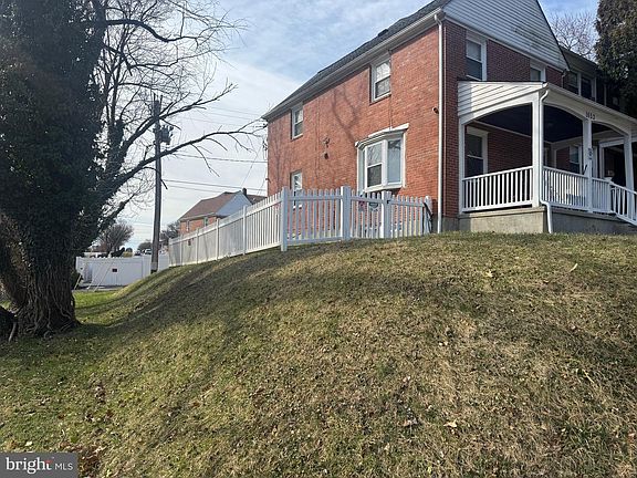 2nd image of 1653 Stonewood Rd