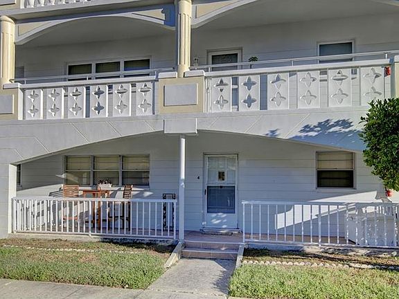 2nd image of 2460 Franciscan Dr APT 4