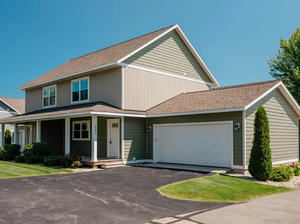 4082 Haverhill Ct, Traverse City, MI 49684