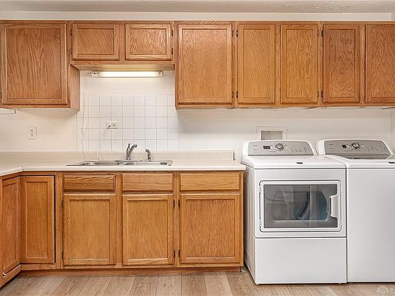 4th image of 5300 Naples Dr
