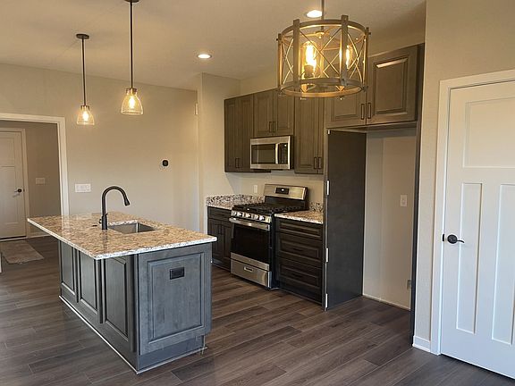 4th image of 411 Luann Kay Ln