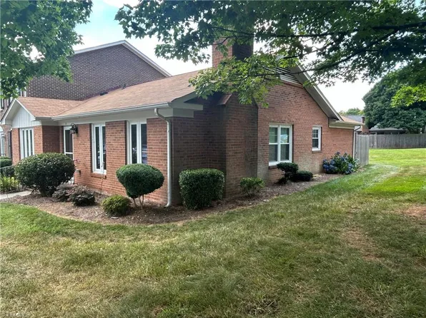 4911 D Tower Rd, Greensboro, NC 27410