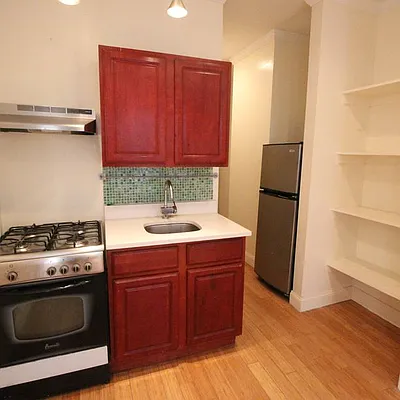 Rented by Nooklyn NYC LLC | media 39