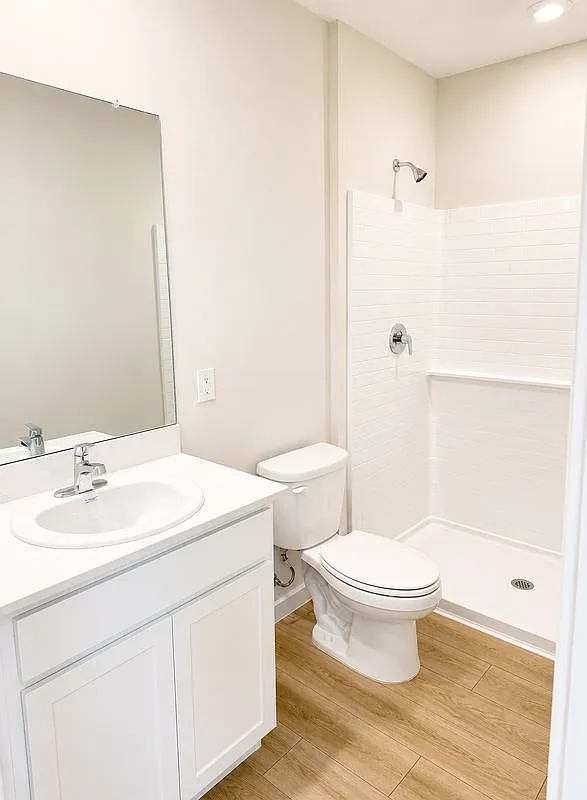 3 bed, 2.5 bath, 1582 sqft, $1,950 — Photo 3