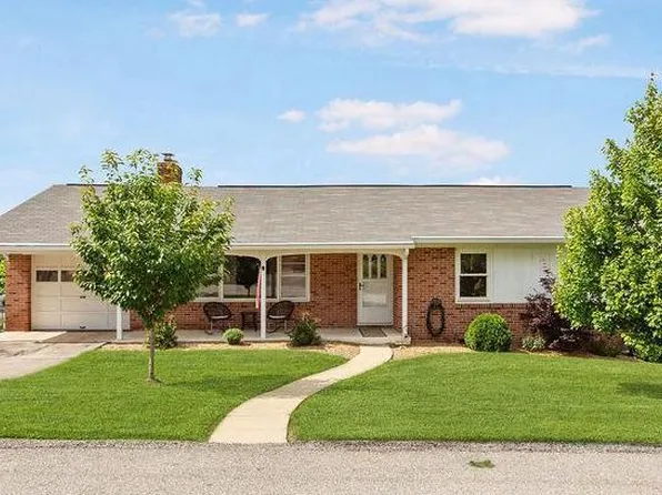 57 Fair Acres Dr, York, PA 17403