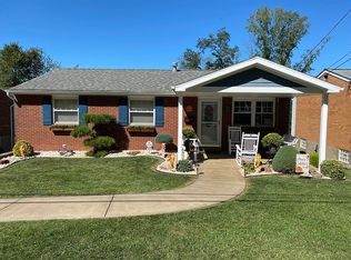 1629 Loretta Dr, Pittsburgh, PA 15235
