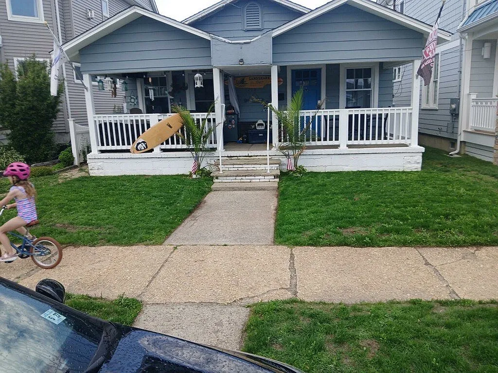 2 bed, 500 sqft, $1,500 — Photo 2